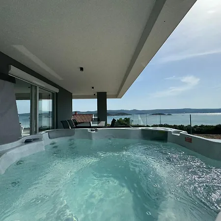 Sv Petar Na Moru Penthouse Superior *
